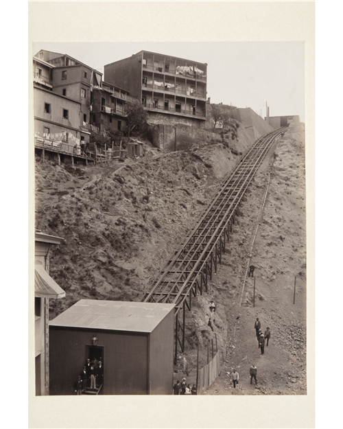 Ascensor Artillería