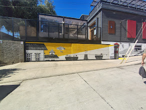 Mural Cafetería Plaza Waddington